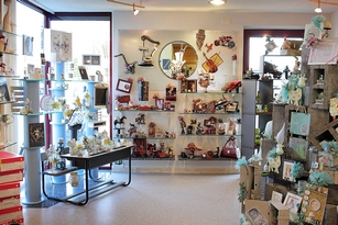 Maison Bernard-Defche : cadeaux et souvenirs pour vos baptmes, communions et mariages.